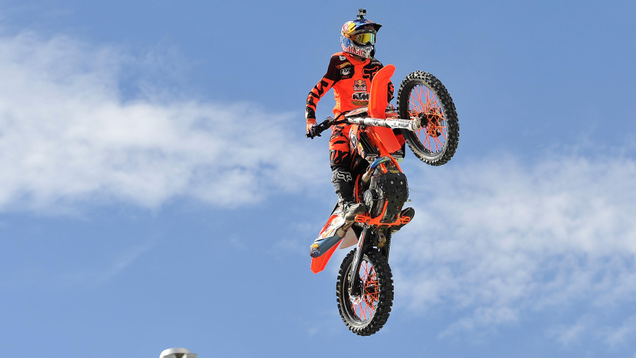Illustration for article titled 10 Motocross Champions I’m Not Letting Anywhere Near My 3D Puzzle Of The Golden Gate Bridge